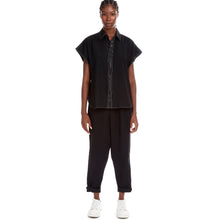 Load image into Gallery viewer, MAX SLEEVELESS TOP BLACK

